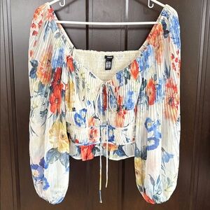 EUC Expressed Floral Pleated Peplum Top Size Small